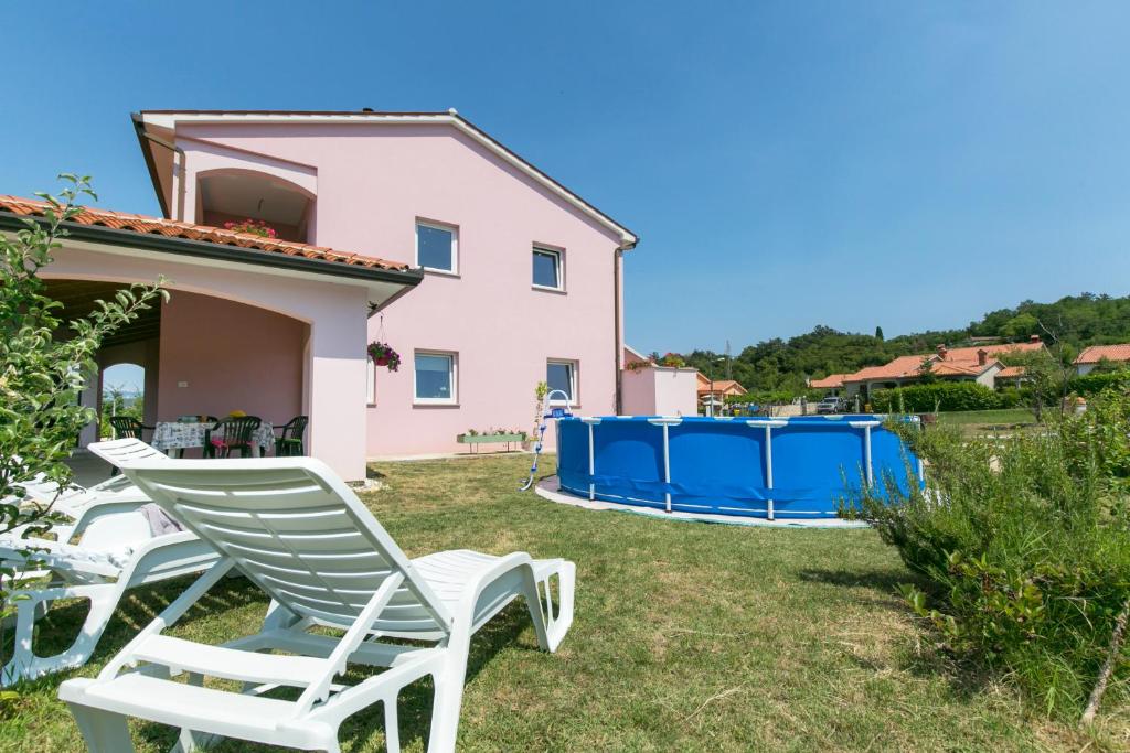 Zdjęcie z galerii obiektu Apartment Elina w mieście Labin