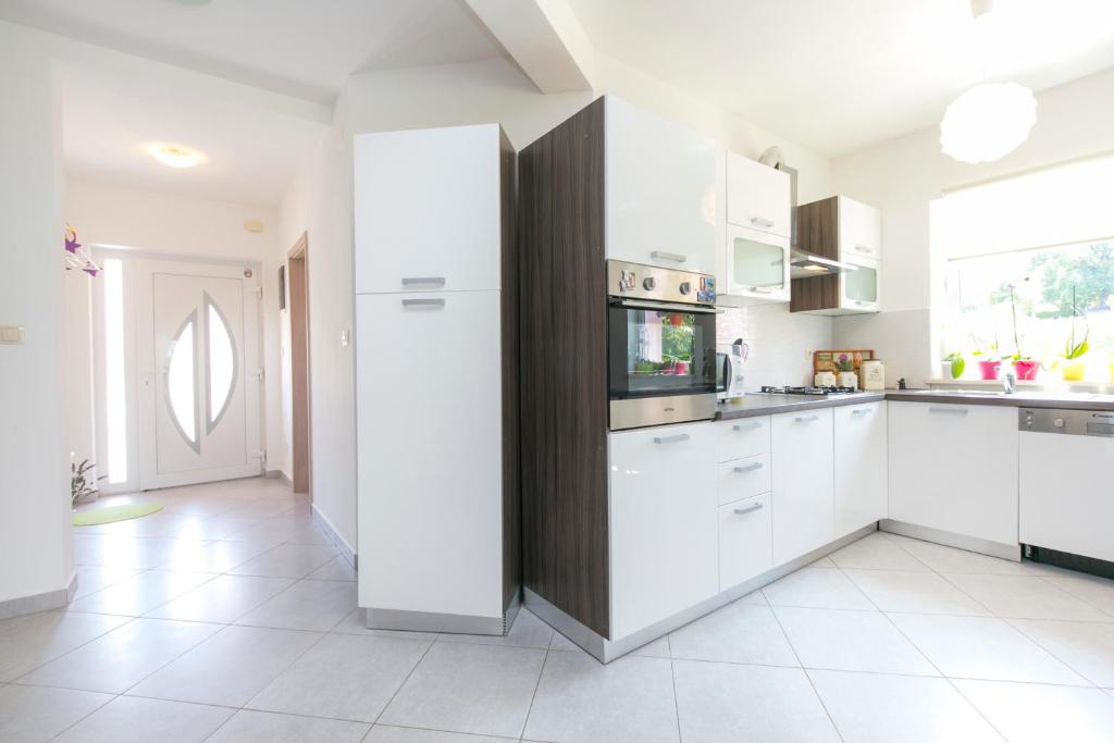 Zdjęcie z galerii obiektu Apartment Elina w mieście Labin