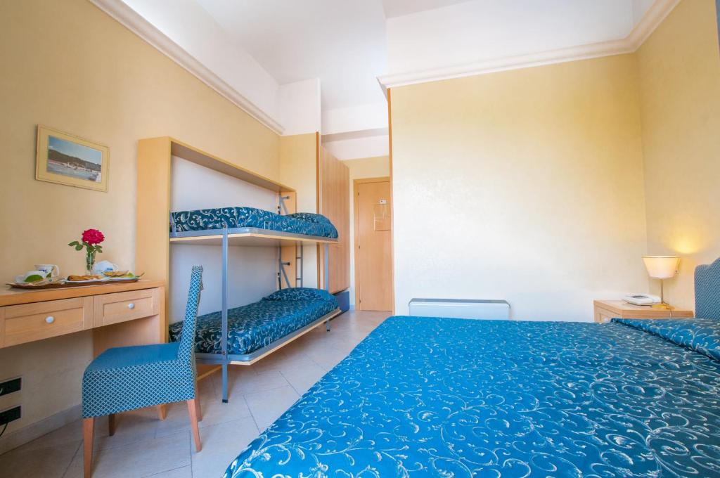 Park Hotel Villa Americana - 经典三人间 - 带加床 - 附楼