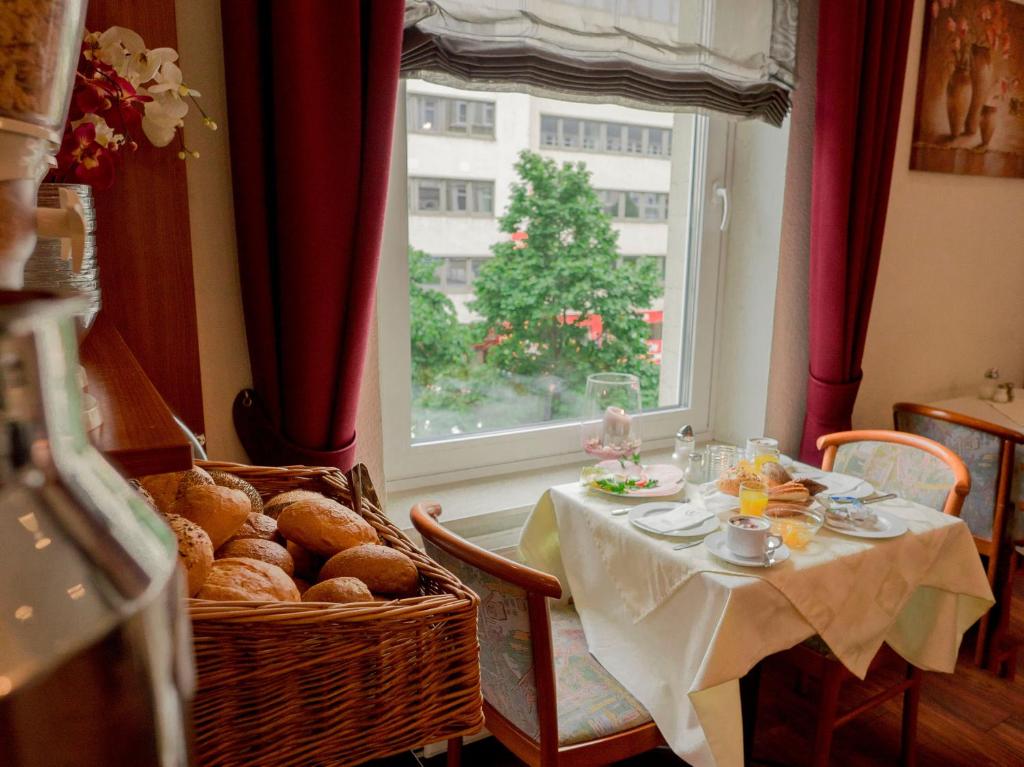 Hotel Lumen am Hauptbahnhof - Resim 25