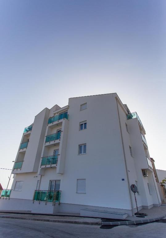 Fotografia z galérie ubytovania Ringo Apartments v destinácii Podstrana