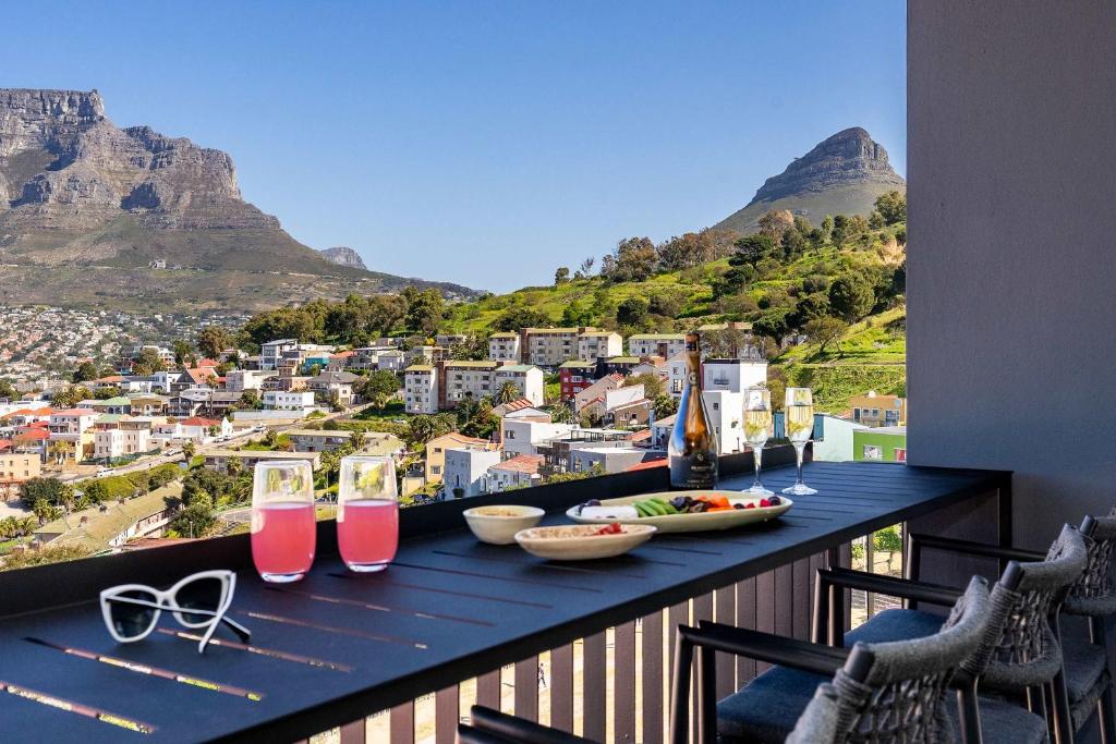 Gallery Detail: Bo Kaap Retreat Breathtaking Apt Mountain Views Cape Town