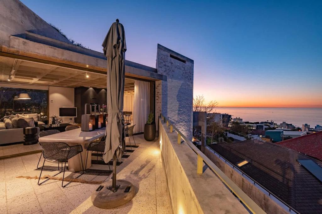 Curated visual reference: Fresh Look at Luna Azul Penthouse Ultra Luxury In Sea Point Cape Town