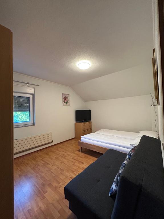 Postel nebo postele na pokoji v ubytování Villa Miševići