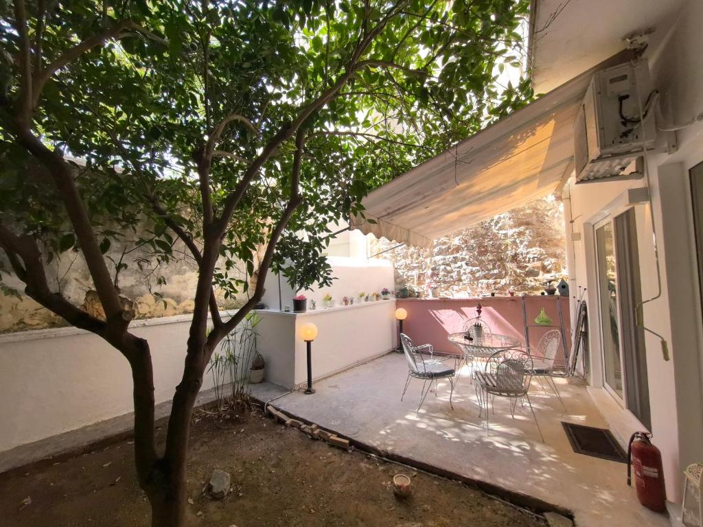 Φωτογραφία από το άλμπουμ του Modern familiar house under Acropolis στην Αθήνα