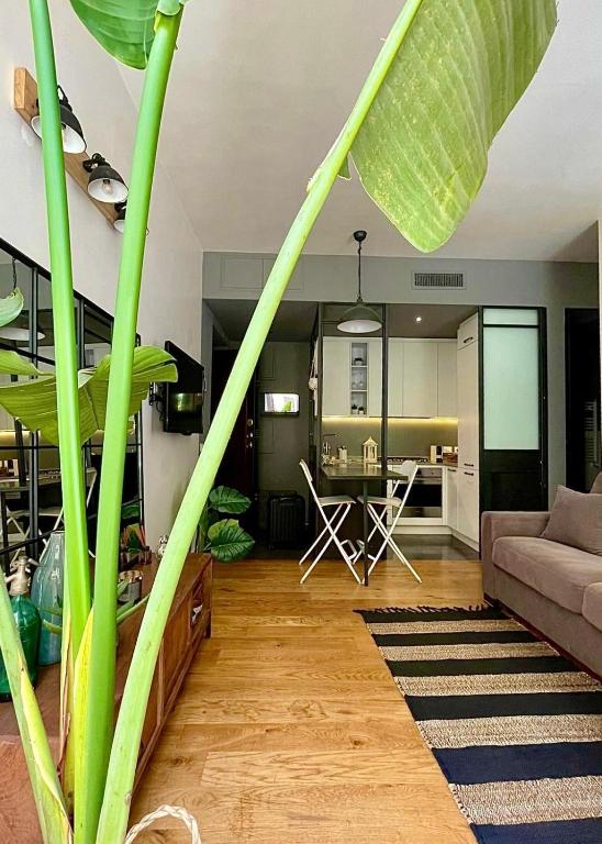 Chic industrial Design apartment by Vatican Museum