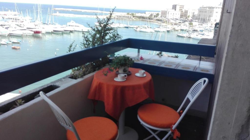 Restauracja lub miejsce do jedzenia w obiekcie Bed Cafe