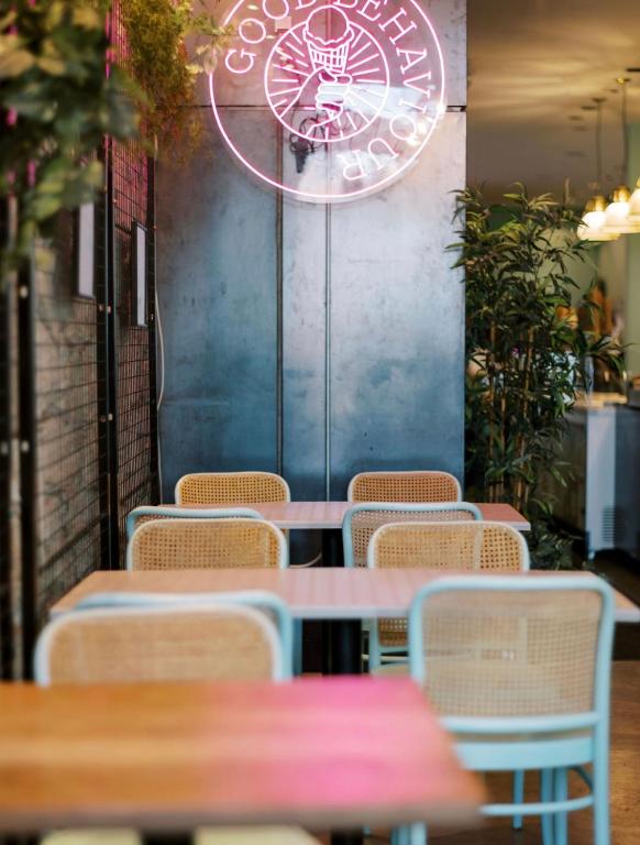 The Beverley Hotel - Resim 17