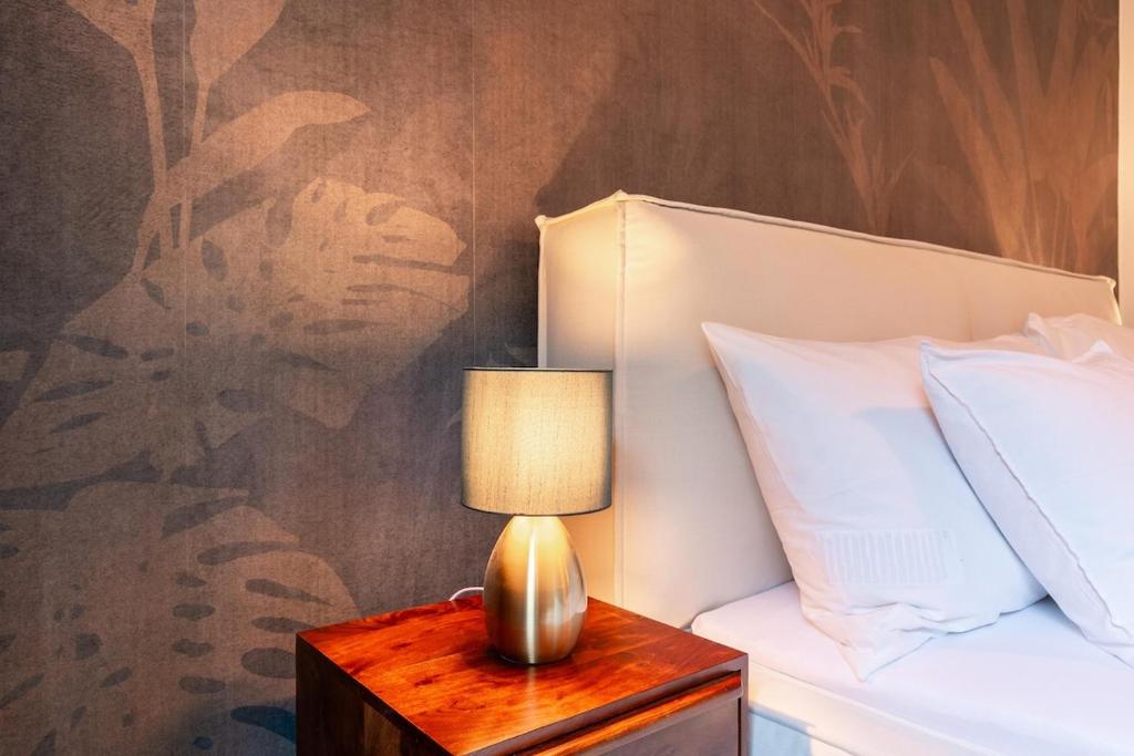 Chesterfield Suite - Resim 16