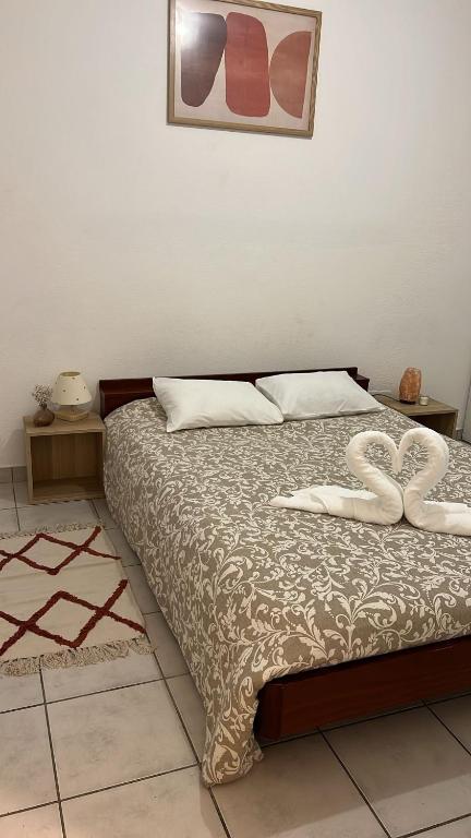 Charming apartment with terrace and parking in Carcassonne