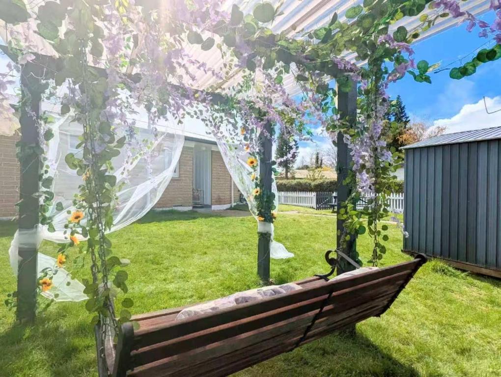 5 bedrooms, your getaway starts here - Resim 24