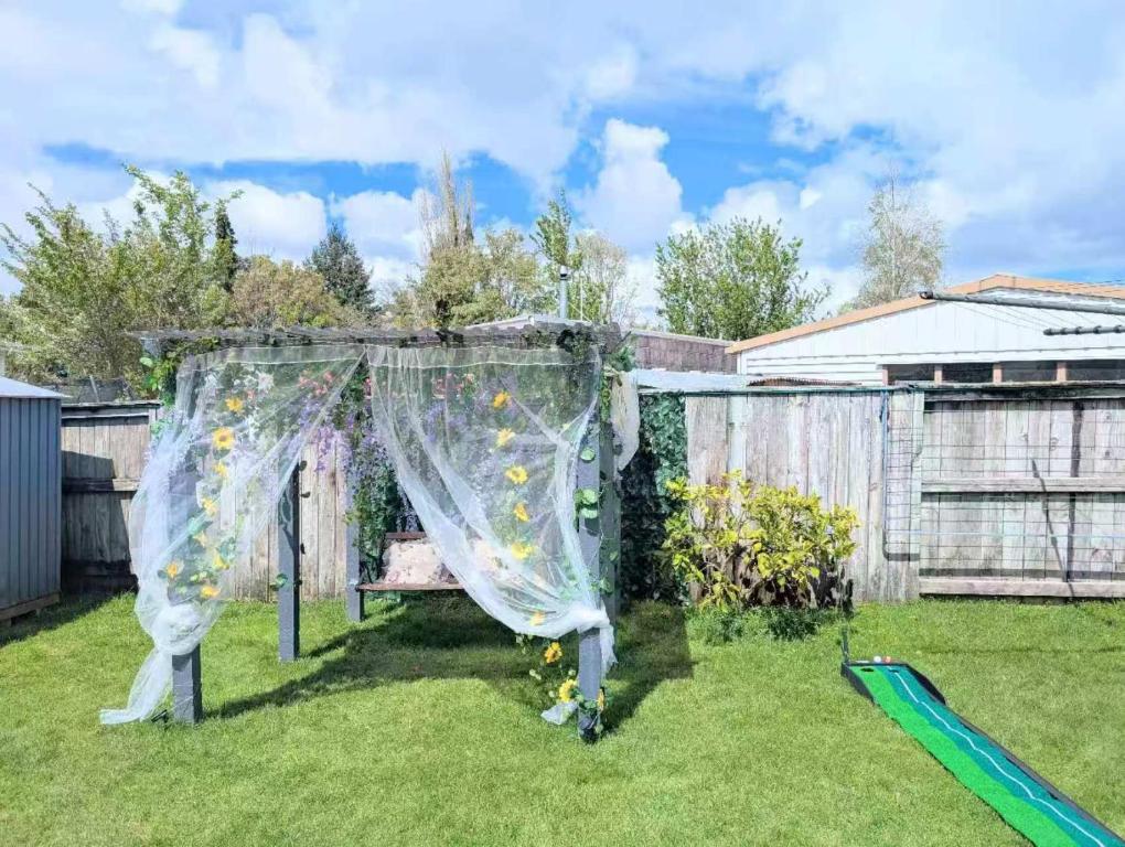 5 bedrooms, your getaway starts here - Resim 23