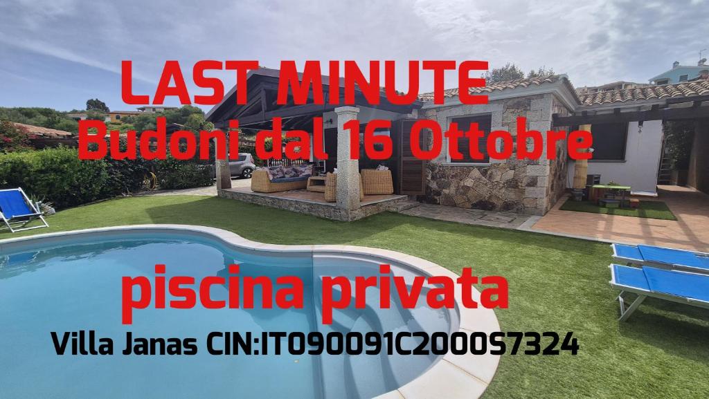 a villa with a swimming pool and a house at Villa Janas con piscina privata Budoni in Tanaunella