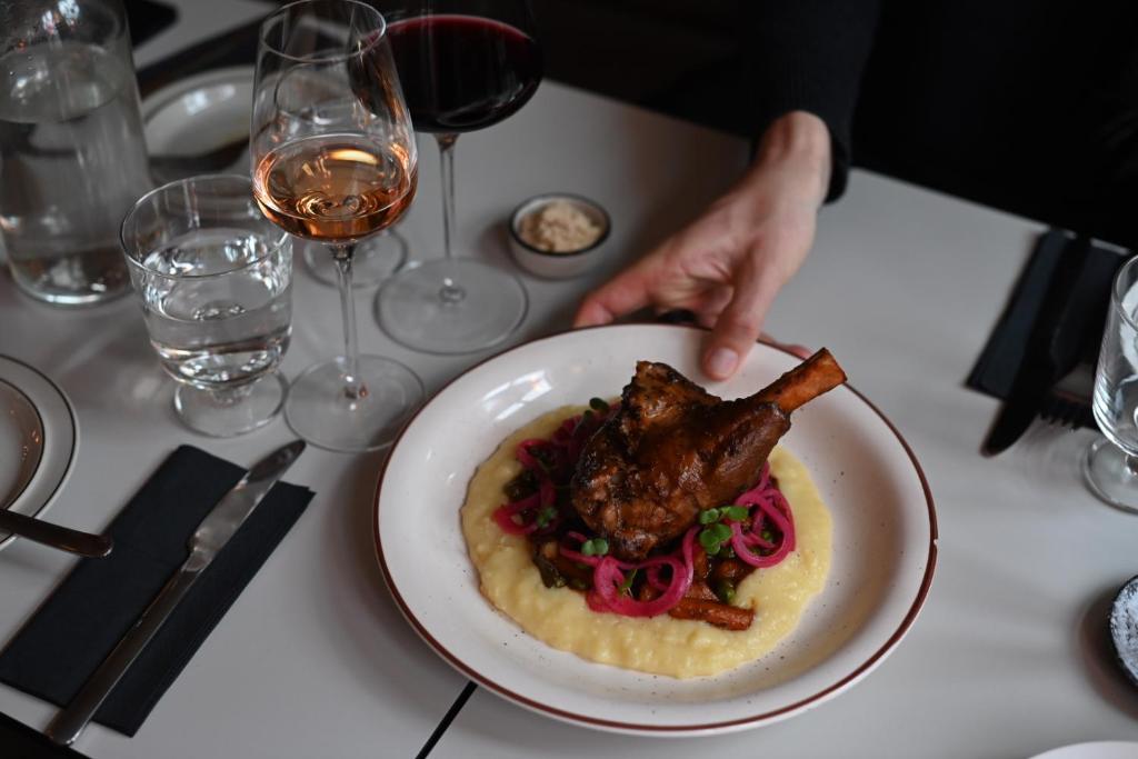 Hotel Local 101 - Resim 31