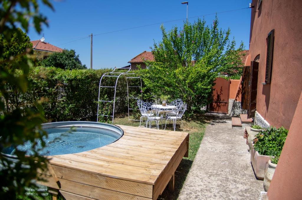 Bazén v ubytování Ospitalità Le Cocò nebo v jeho okolí