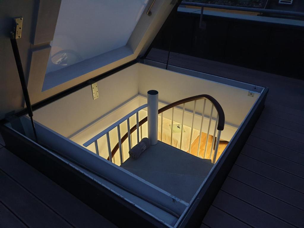 One and Only Rooftop - Resim 9