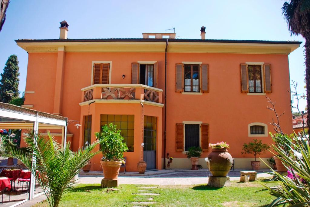Hotel Villa Maya, Cascina – Prezzi aggiornati per il 2024