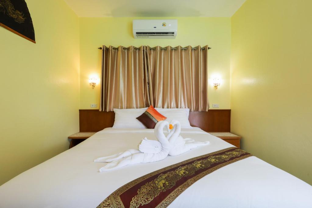 The Golddiggers Resort - 4