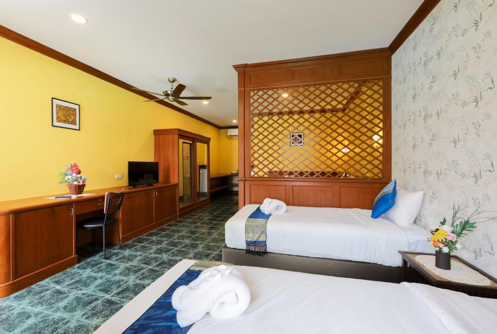 The Golddiggers Resort - 17