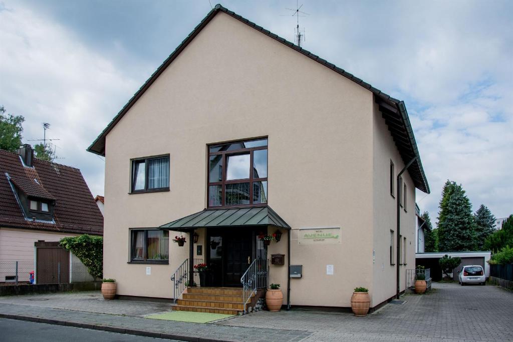 Hotel Avenue Altenfurt - Resim 9