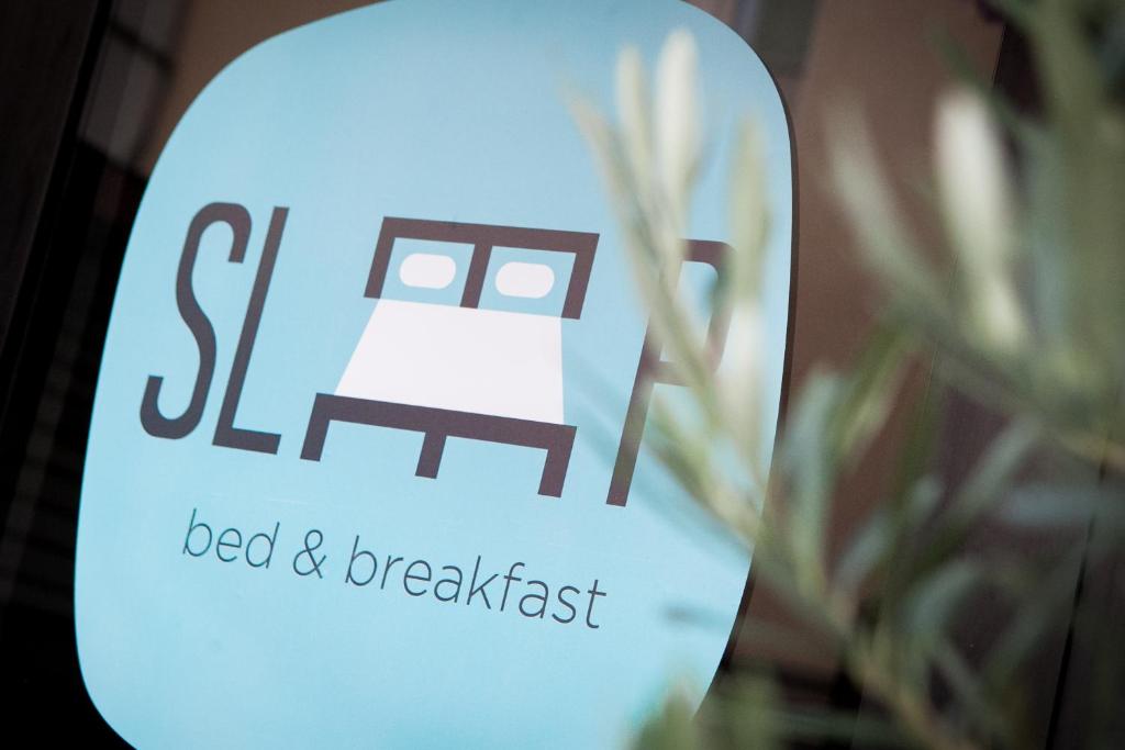 Certifikát, hodnocení, plakát nebo jiný dokument vystavený v ubytování Sleep B&B