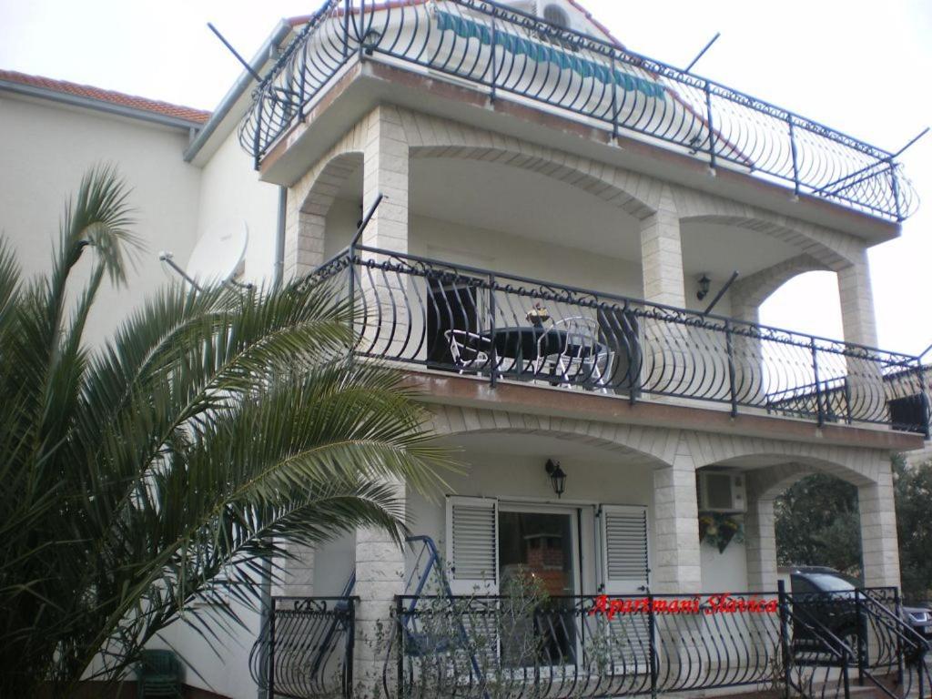 Balkón alebo terasa v ubytovaní Apartments Slavica Trogir