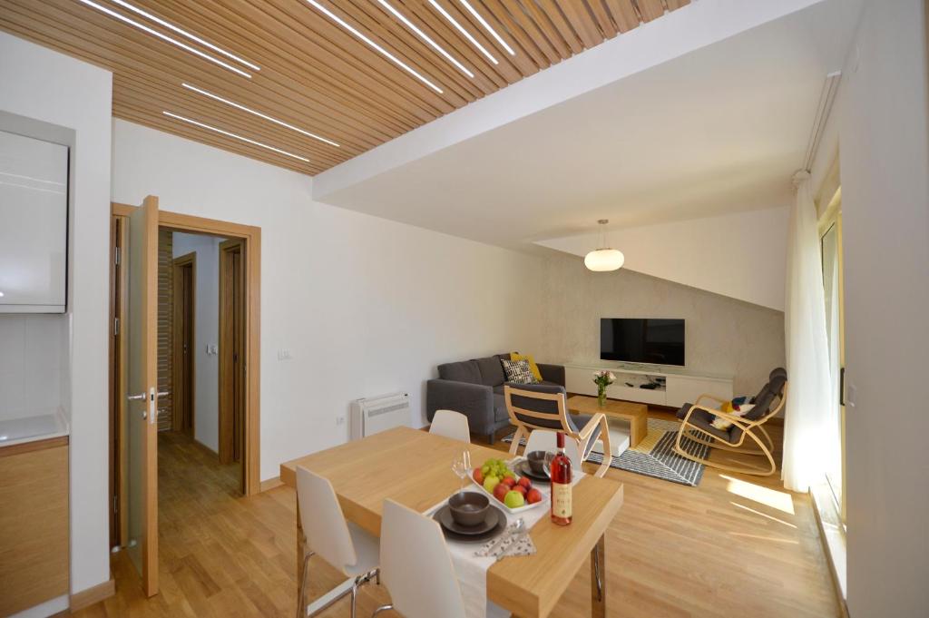 Posto Capitano C Group - 19