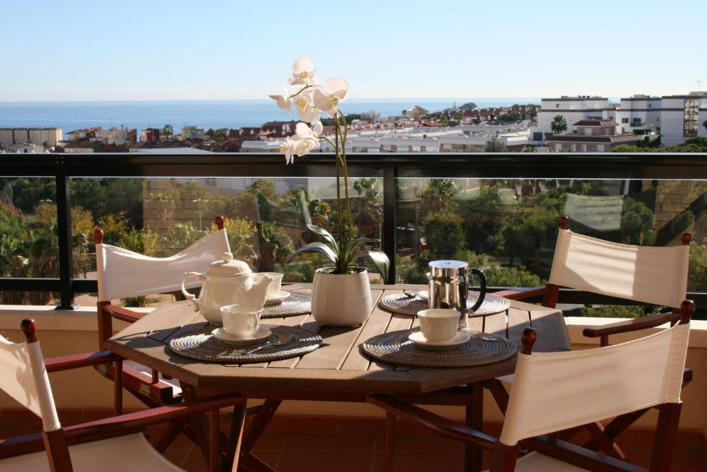 A balcony or terrace at Canaima Alicante