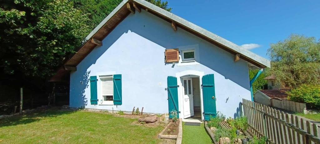 La Maison Bleue
