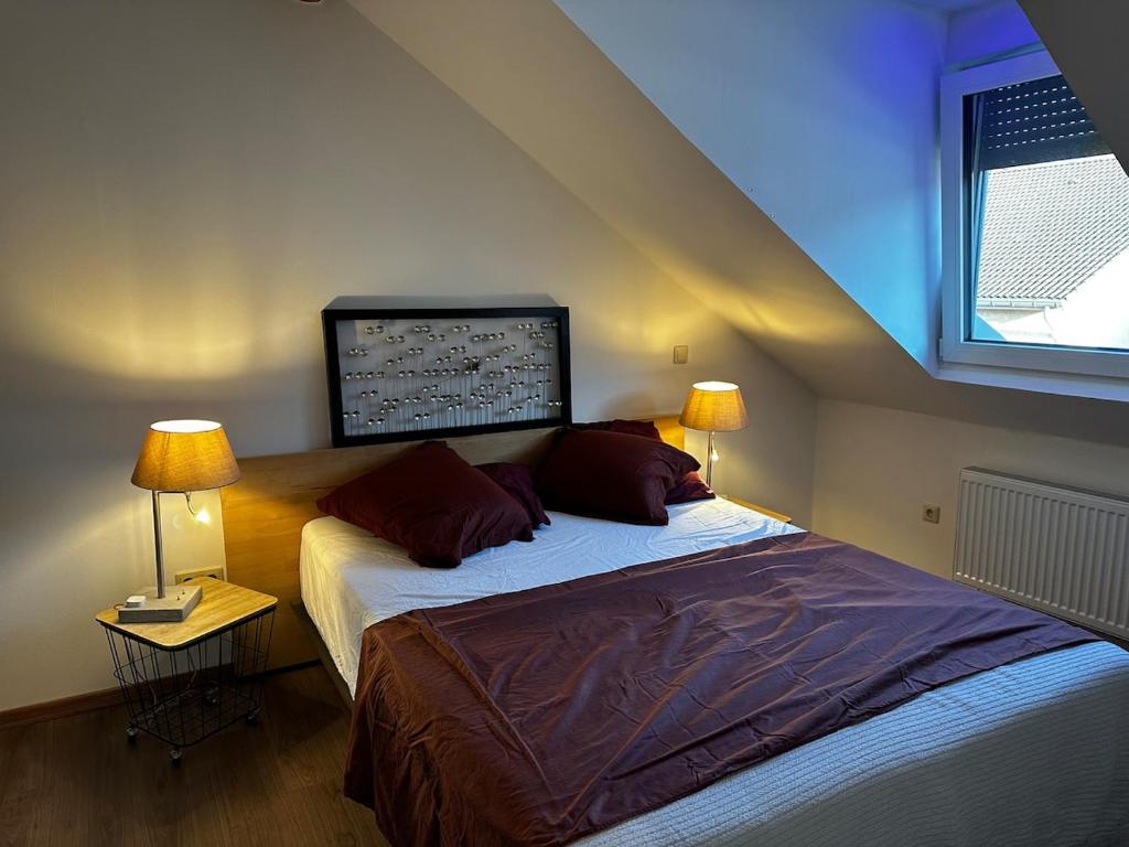 Postel nebo postele na pokoji v ubytování Apartment with us!