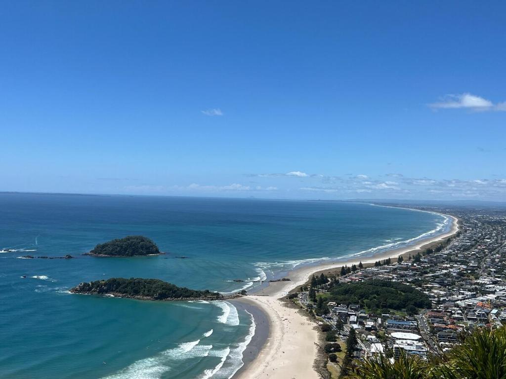 Sunny Matua, Private Suite, Quiet Stay, 5star Bed - Resim 10