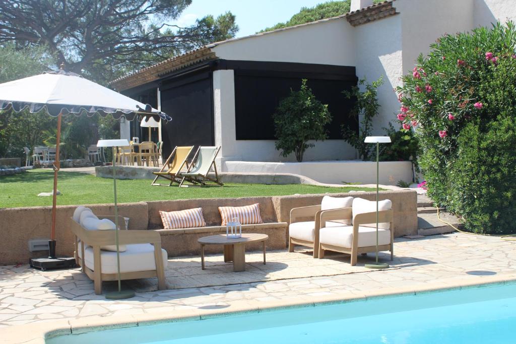 A piscina localizada em Villa Sainte Maxime ou nos arredores
