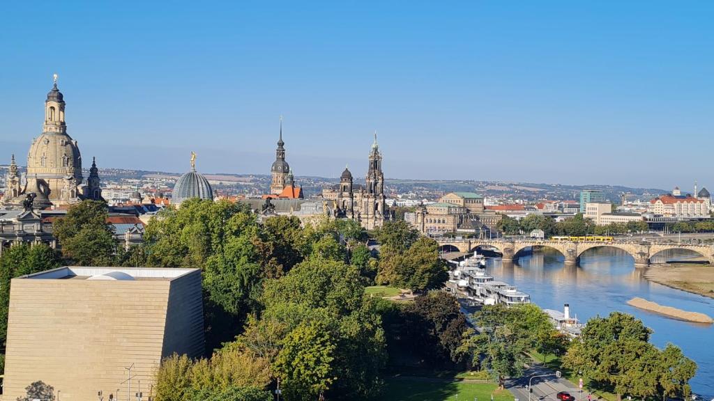 Hotel Am Terrassenufer - Resim 28