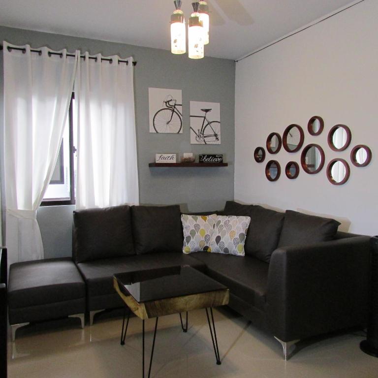 Casa Devino - Loft Retreat in Tagaytay - Pool - 2BR - Netflix -Free Parking photo