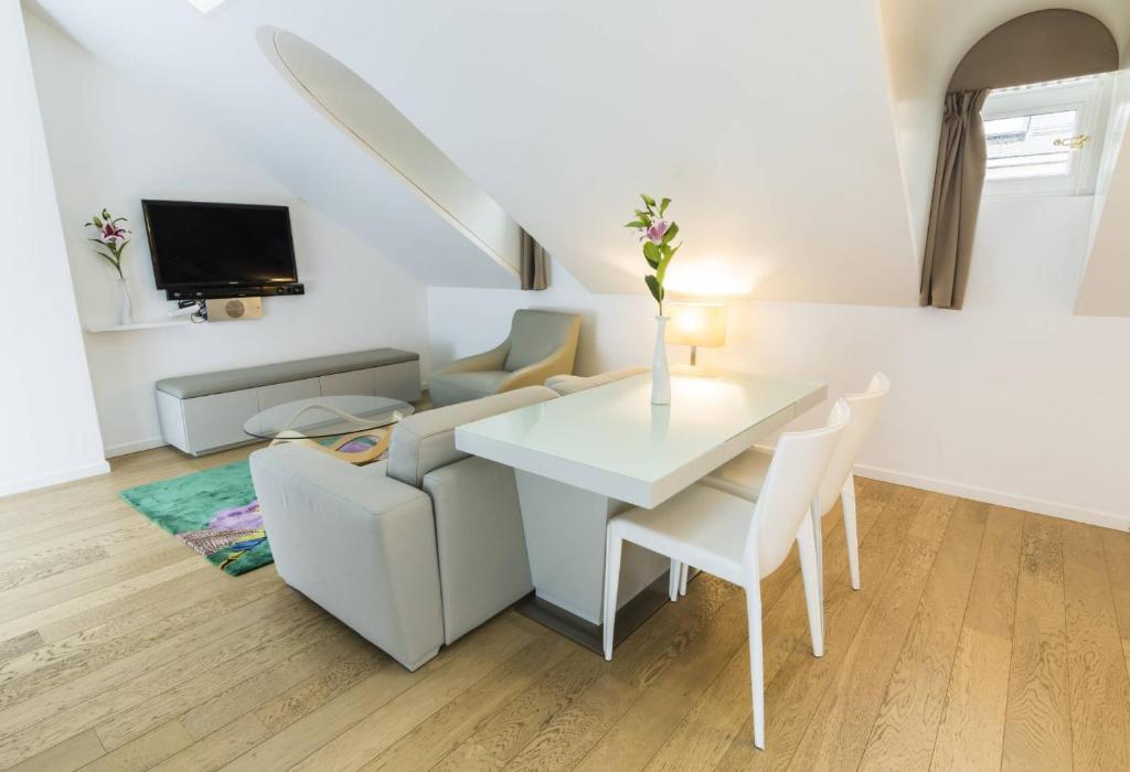 Swiss Luxury Apartments Geneva - Resim 21