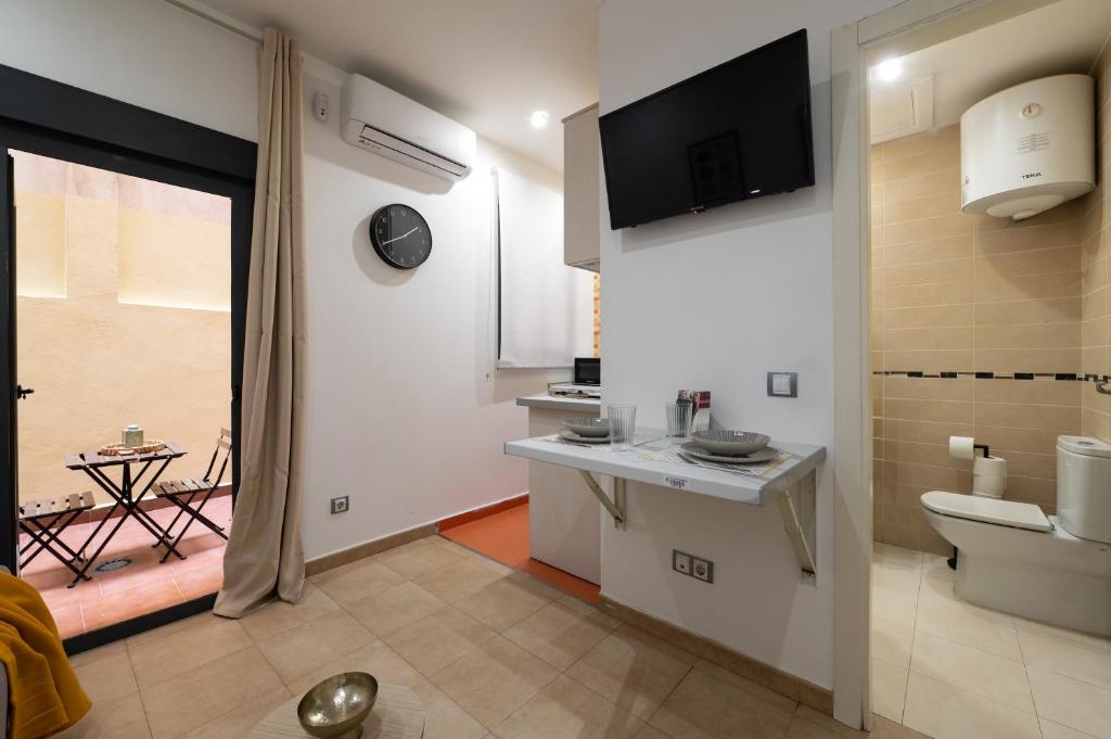 Studio with terrace in Salamanca, Madrid