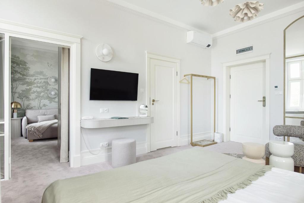 Hotel Pałac Romantyczny - Estudio De Lujo