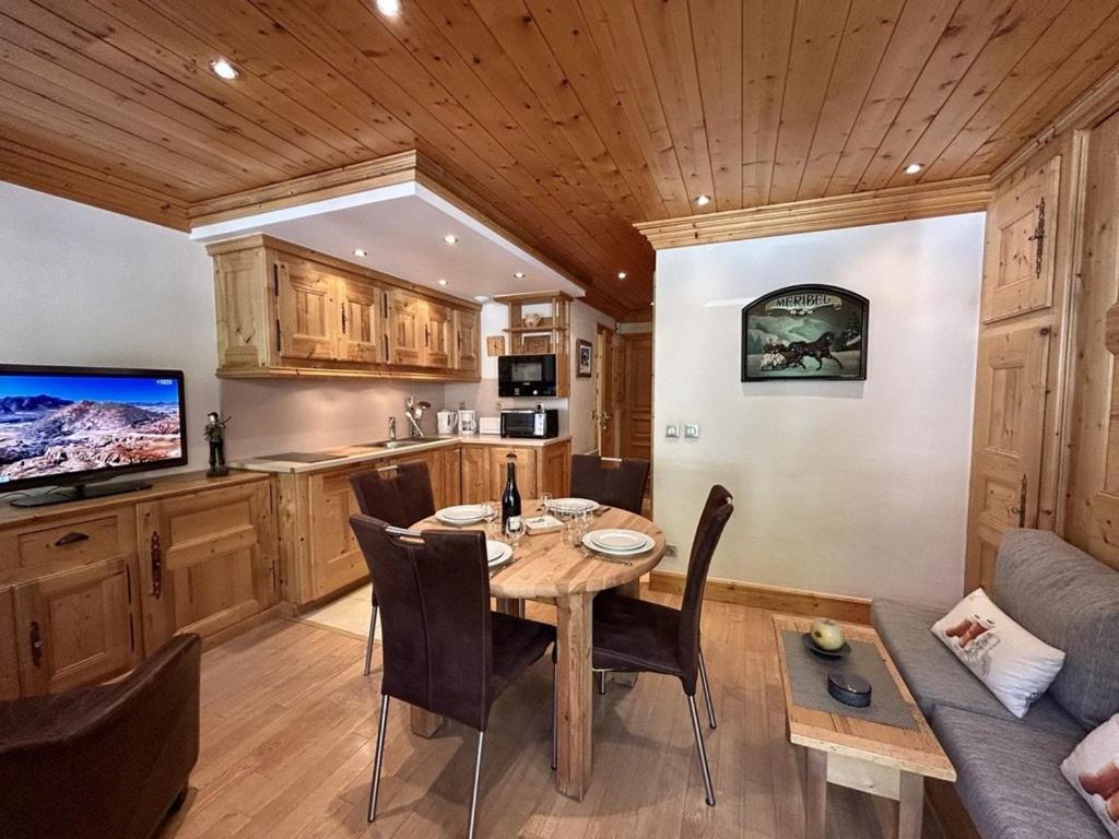 Studio Cabine 4 Pers Méribel Près Remontées, Parking