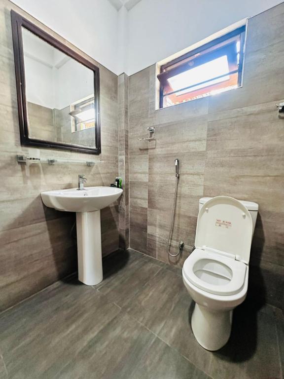 AMOUR AT TURTLE BEACH - 11