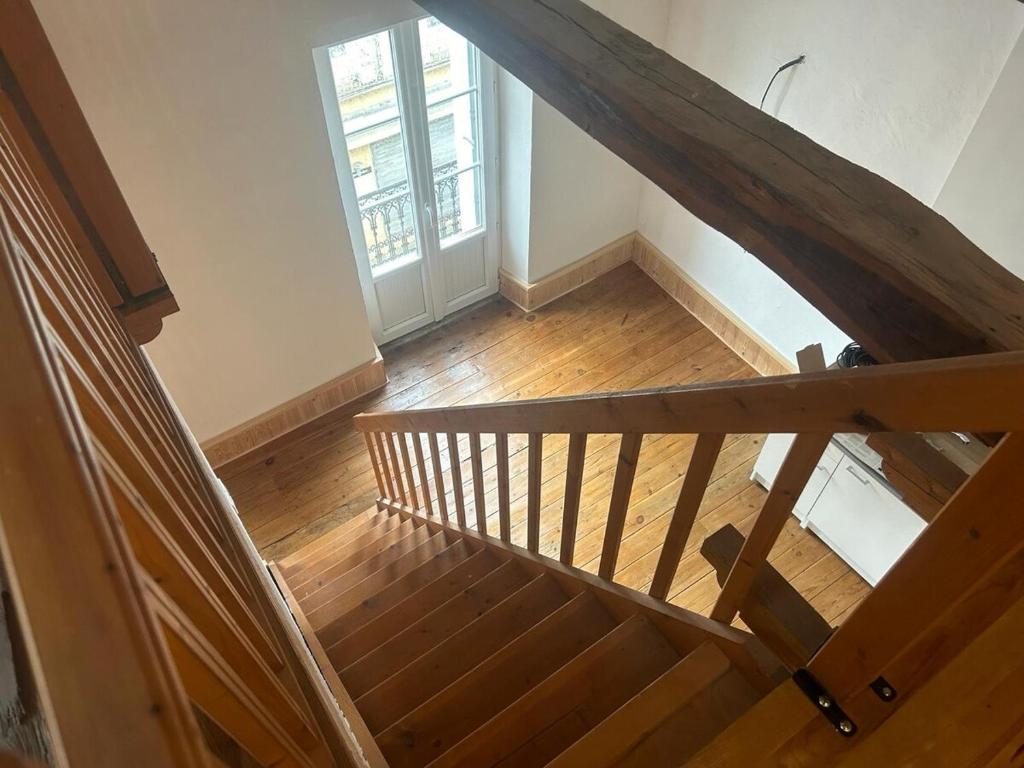 Φωτογραφία από το άλμπουμ του Grand 3 pièces lumineux à Boulogne sur Gesse σε Boulogne-sur-Gesse