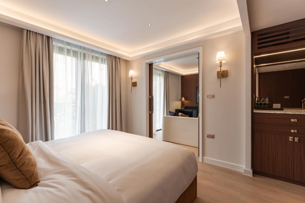 Suite Nhìn Ra Thành Phố