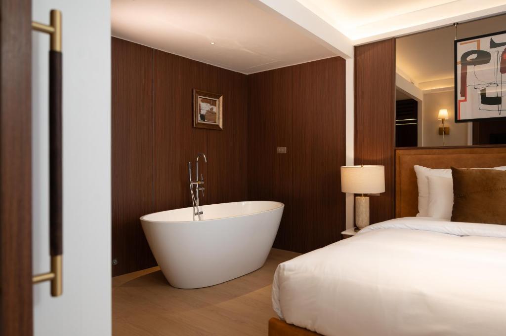 Suite Nhìn Ra Thành Phố