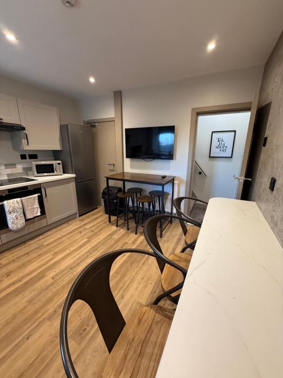 128-130 Crookes - Resim 17