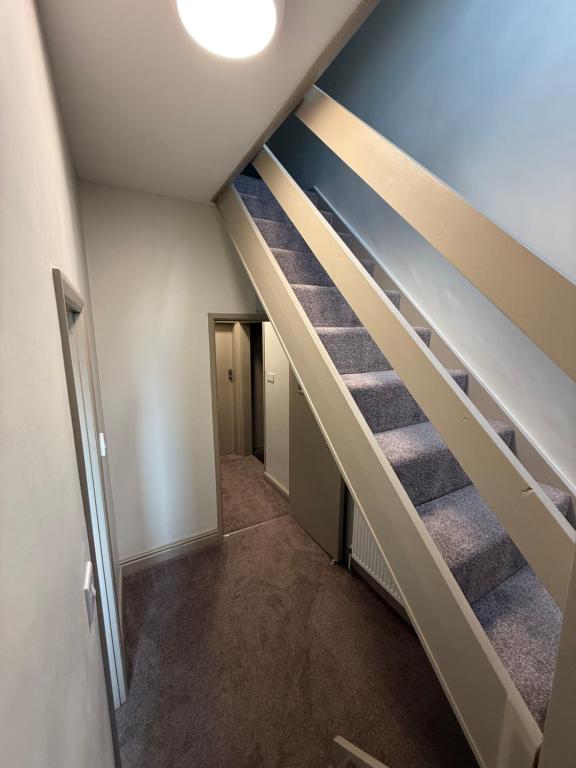 128-130 Crookes - Resim 26