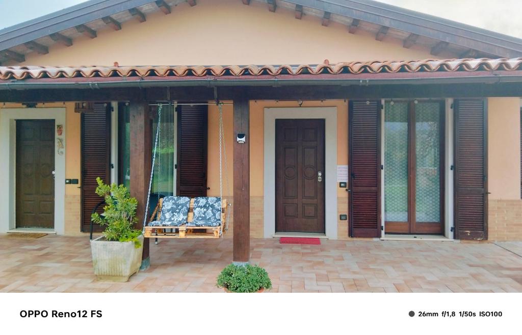 Budova, kde se prázdninový dům nachází