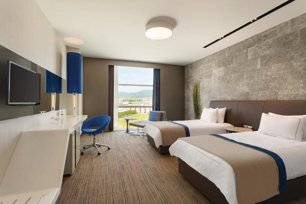 Ramada Hotel & Suites Kemalpasa Izmir