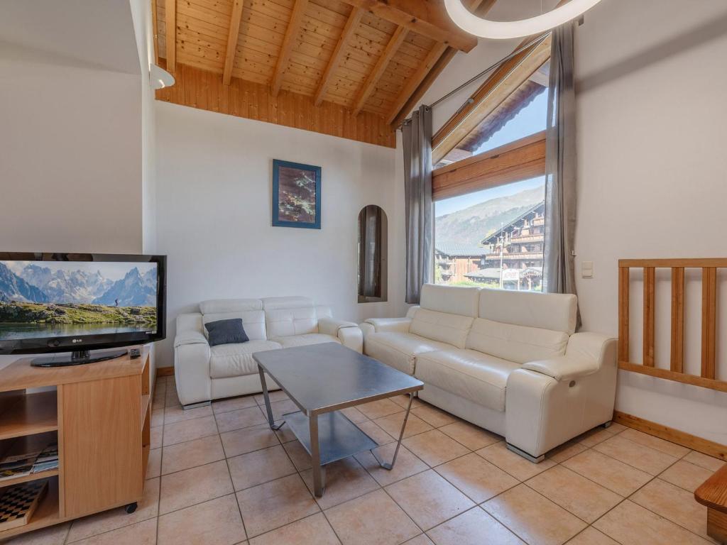 Khu vực ghế ngồi tại 3 pièces à Morzine, centre, proche pistes, 3*, WiFi, balcon, parking, jacuzzi, animaux OK, 6 pers - FR-1-754-37
