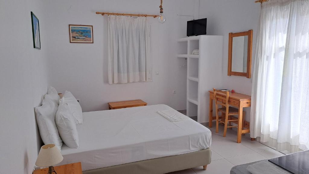 Bizas Rooms & Studios - 1