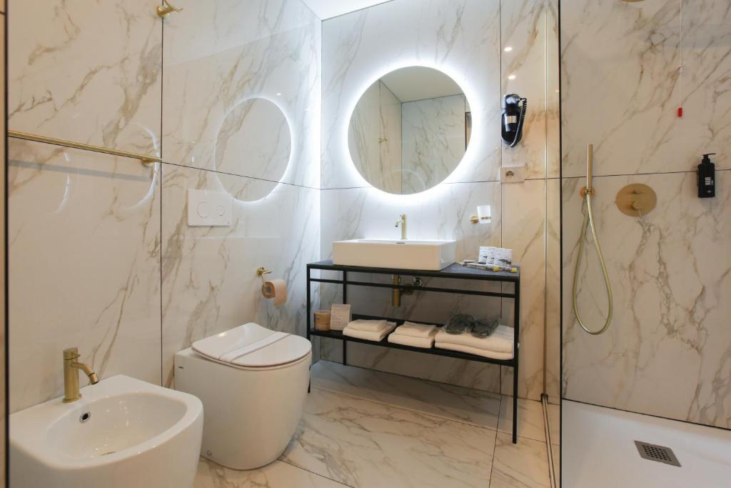 The FLOOR - Resim 16