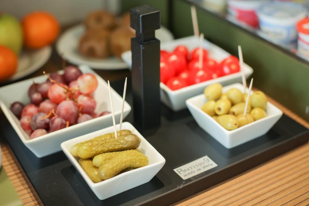 The FLOOR - Resim 39